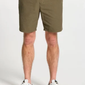 Short homme kaki en coton taille élastiquée avec cordon