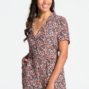 Combinaison femme courte, col châle, ouverture boutonnée à l'avant