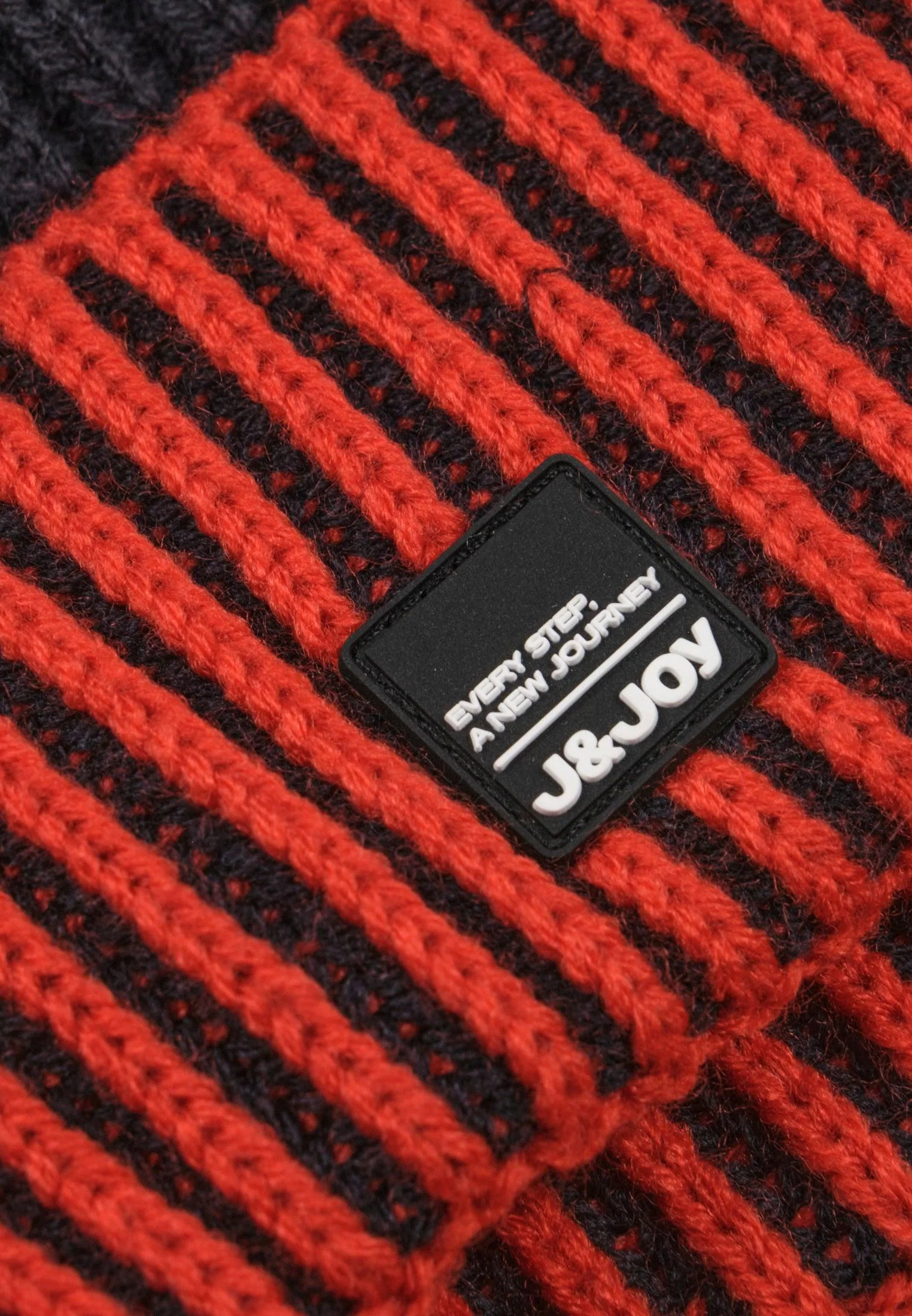 Bonnet garçon bleu et orange – Image 2