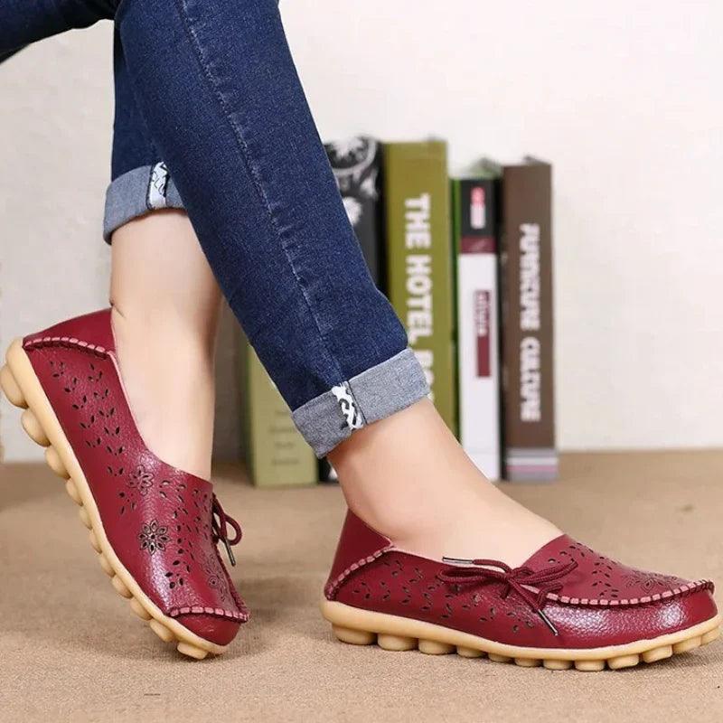 mocassin orthopédique femme ajourés en cuir fendu – Image 4