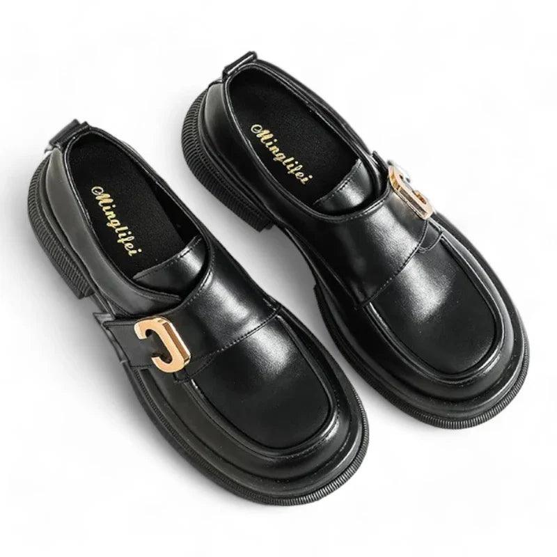 mocassin orthopédique femme vernis noirs à talons – Image 5