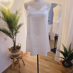 Nuisette satinée blanche