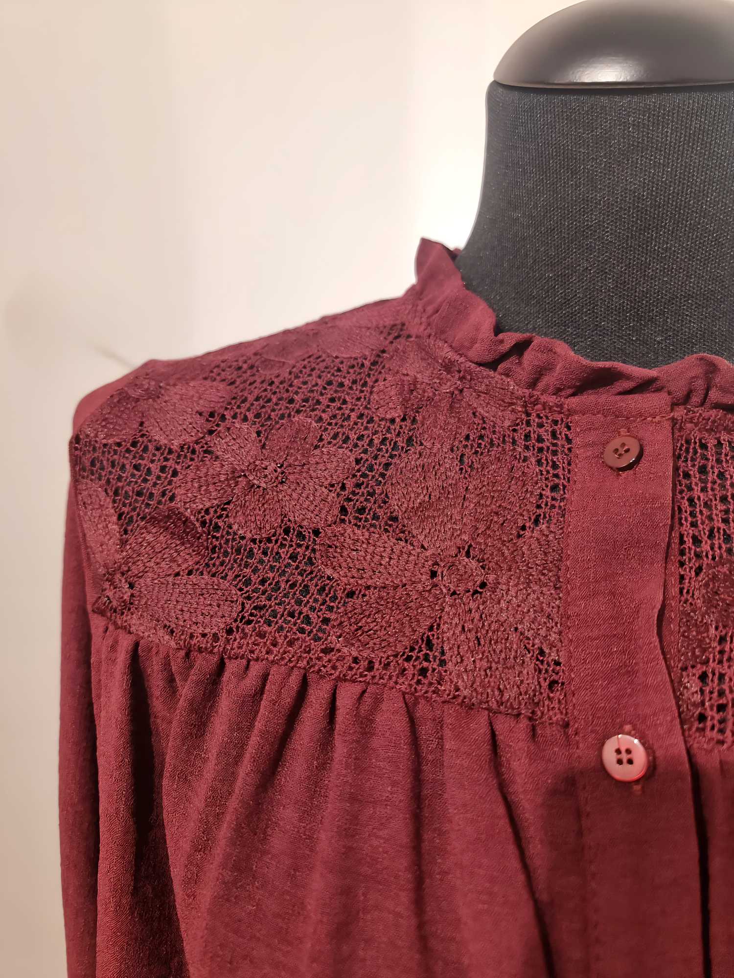 Chemisier avec dentelle – Image 2