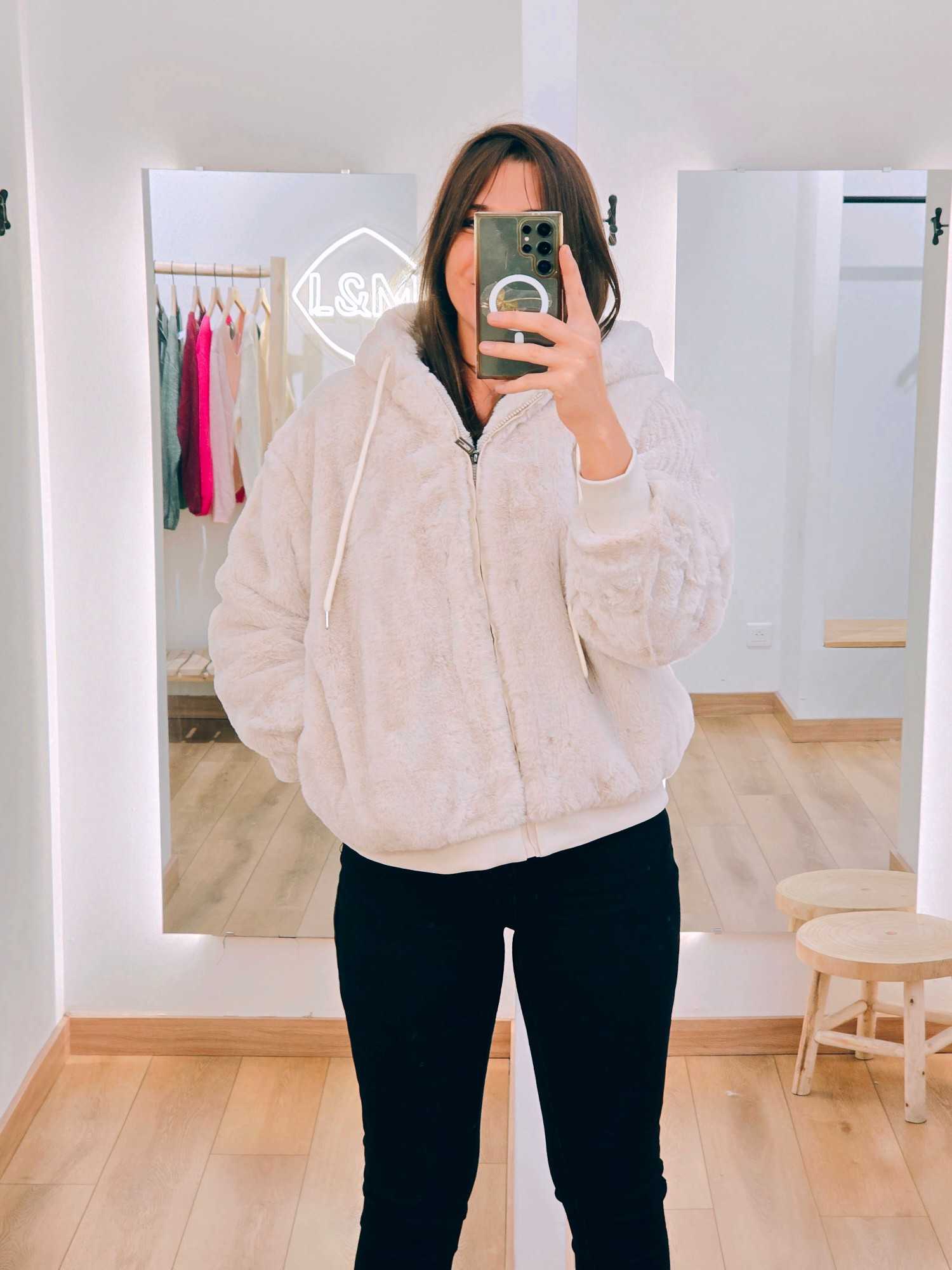 Veste fausse fourrure capuche – Image 8