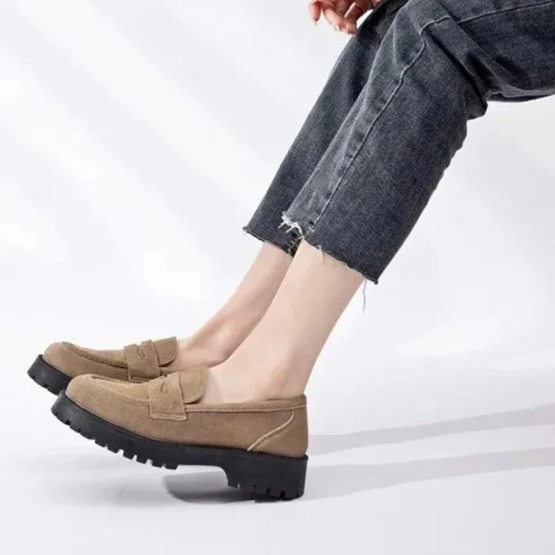 mocassin orthopédique femme compensés en daim – Image 9