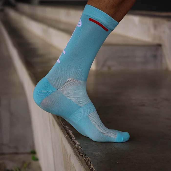 Chaussettes Running Hautes - La Hipster Ciel – Image 4