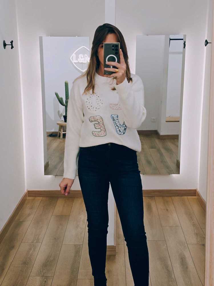 Pull col rond “LOVE” – Image 3