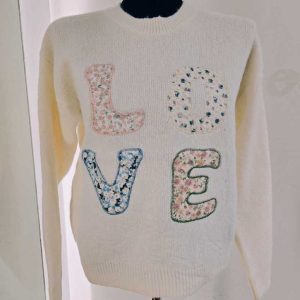 Pull col rond “LOVE”