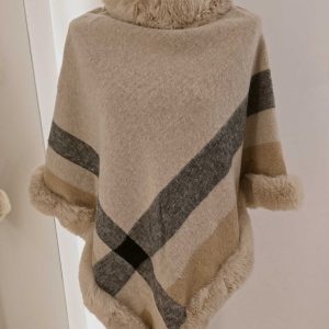 Poncho col fausse fourrure